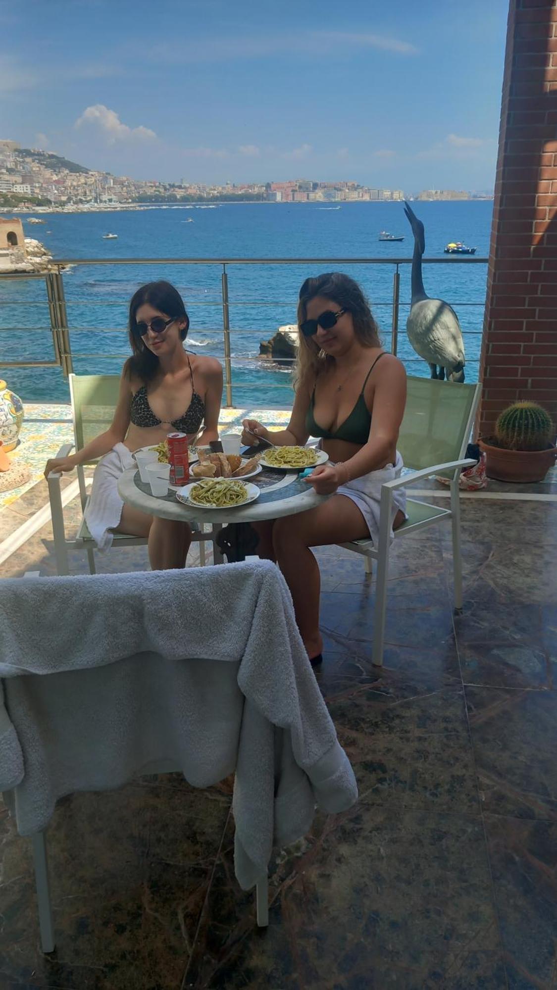 La Casa Sul Mare Apartment Наполи Екстериор снимка